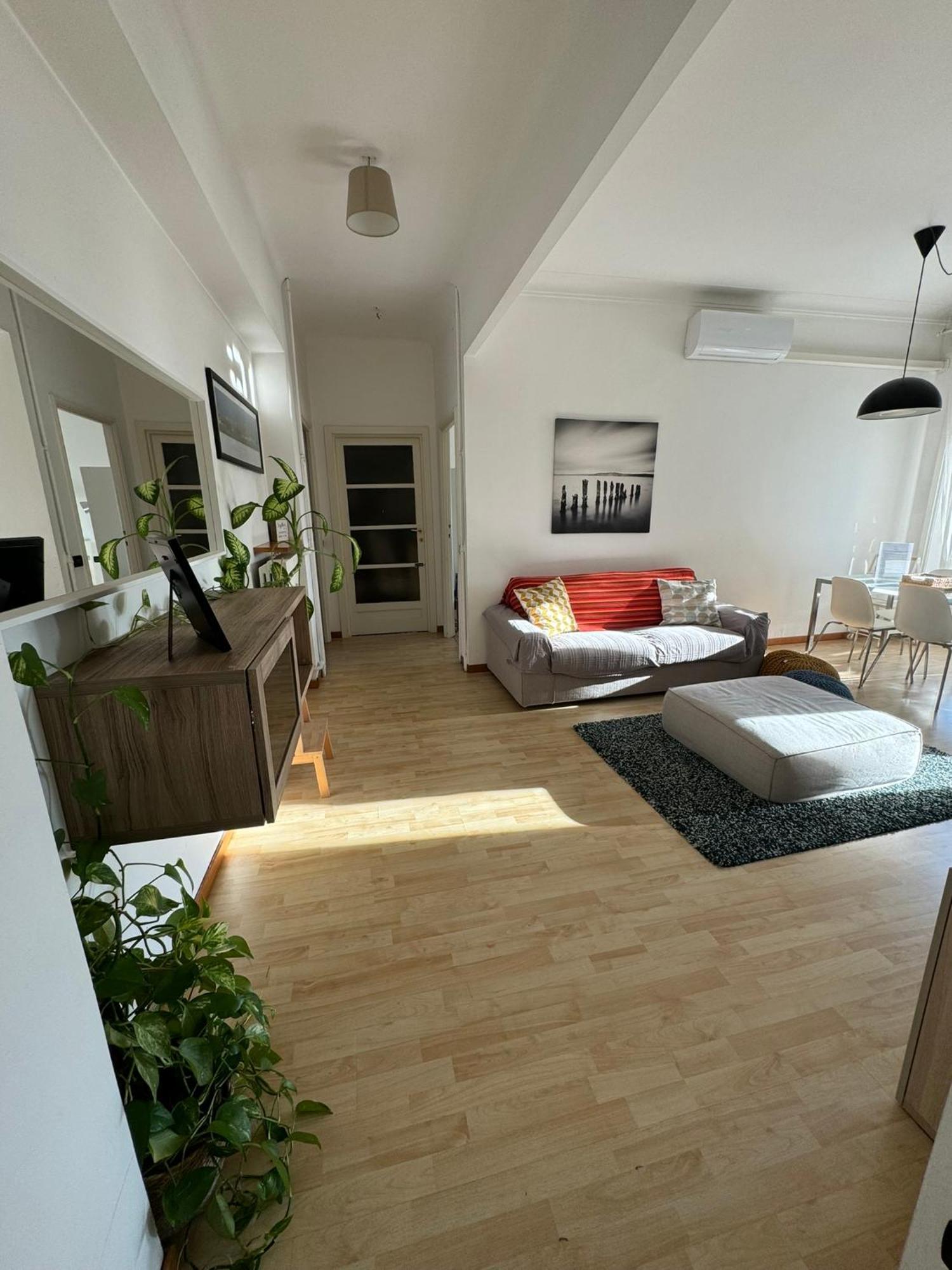 Trilocale Con Due Balconi A Isola Porta Nuova Appartement Milaan Buitenkant foto